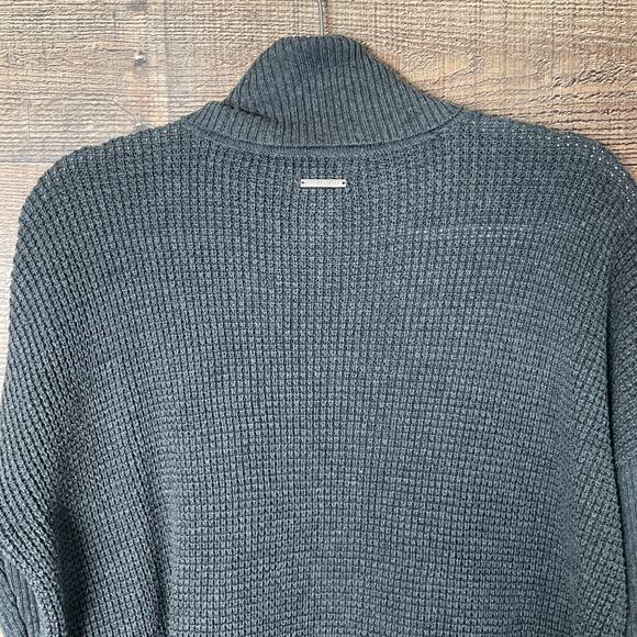 Michael Kors Pearl Heather Gray Turtleneck Round Hem Sweater Size Large - Picture 8 of 10